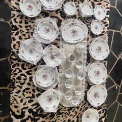 Antique Dishes (Depression Era)