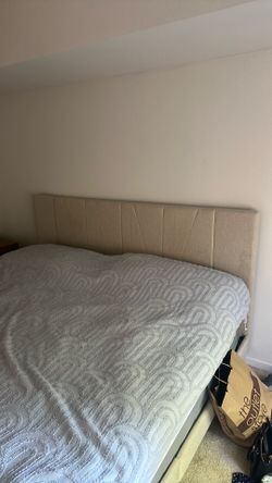 King sized bed. king sized mattress for free
