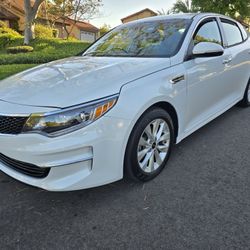 2018 Kia Optima 