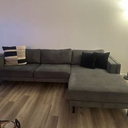 Living Spaces Cosmos Grey 2-Piece Sectional couch with Left Arm Facing chaise