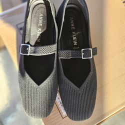 Anne Klein Women Flats Size 7.5