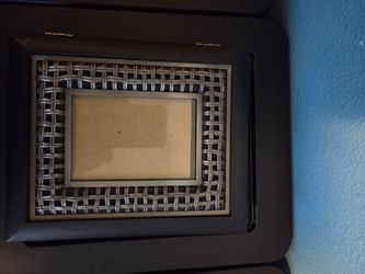 Decorative Hinged Keepsake Box with Photo Frame – Velvet Lined
