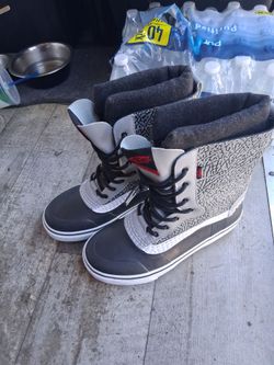 Vans snowboard boots 9 1/2