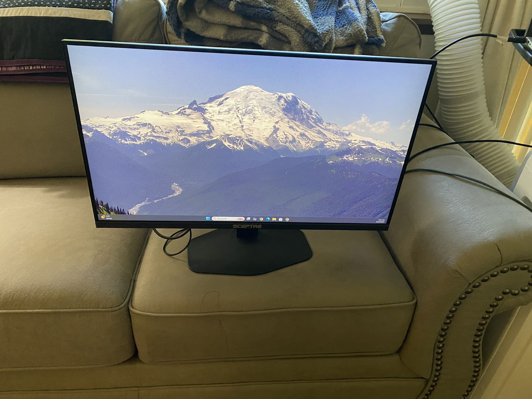 Sceptre F27 monitor