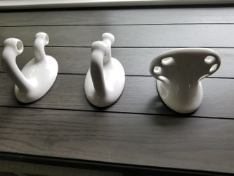 Lenape Classic White Porcelain Bar soap & Toothbrush Holder