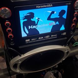 Karaoke USA Karaoke Machine/ Bluetooth Speaker/ DVD Player