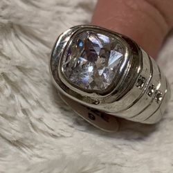 Gorgeous CZ Silver Ring