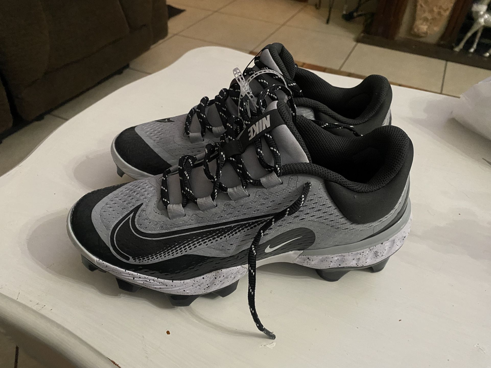 Men’s Baseball Cleats