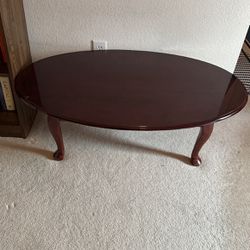 Center table/coffee table