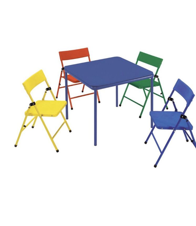 Kids Table w/Foldable chairs
