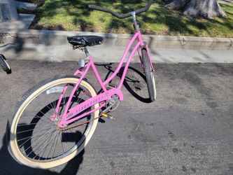 Huffy WOMENS 26" GOOD VIBRATIONS BIKE