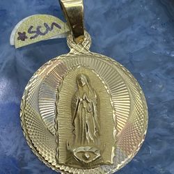 $725 Three Tone Yellow White And Rose Gold Virgin Mary Religious Charm Pendant