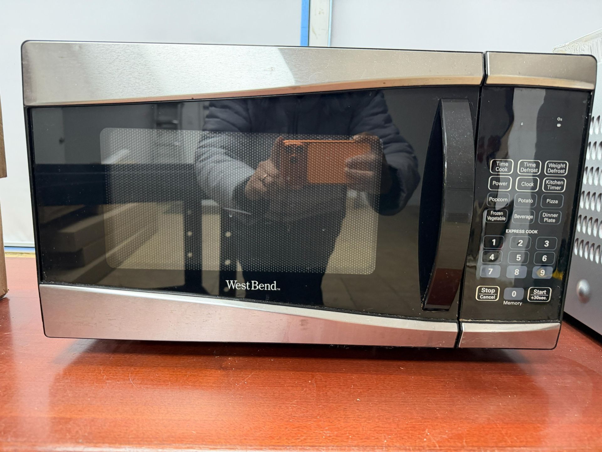 Microwave Oven