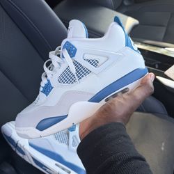 Jordan 4 military blue