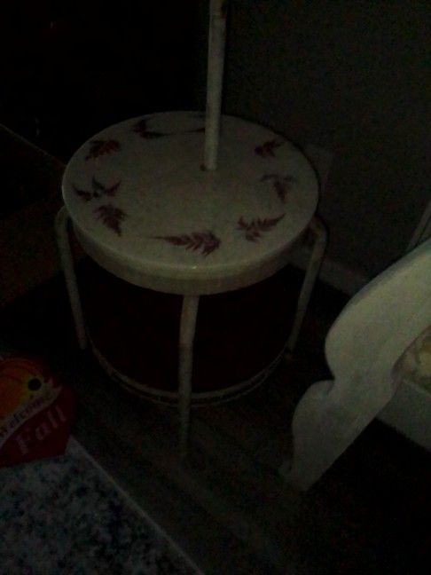 Vintage End Table With 3 Lamp Needs Re Wired