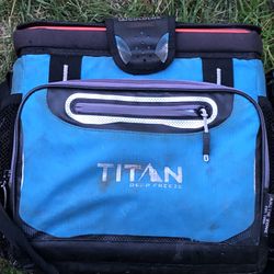 Titan Deep Freeze Cooler 