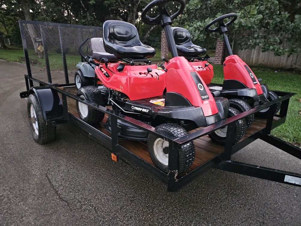 Troy Bilt Riders. Great Condition. for Sale in Homestead, FL - OfferUp