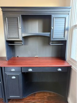 Bush Furniture Computer Desk with Hutch – Two-Tone Finish