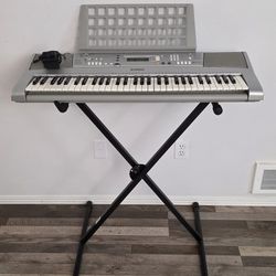 Yamaha Keyboard 