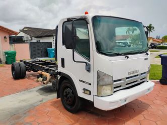 2011 ISUZU  NQR
