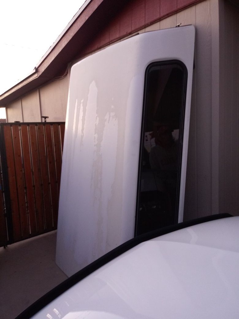 2003 Fiberglass Camper Shell for Chevy S10 Long Bed for Sale in Phoenix