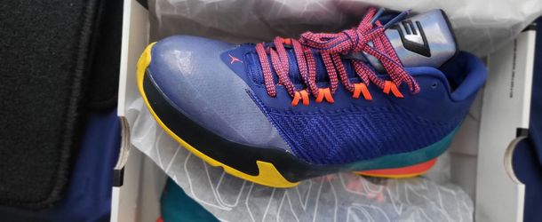 Zapatillas de baloncesto Jordan CP3 VIII talla  10.5.