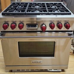 Wolf DF366 36 Inch Pro-Style Dual-Fuel Range