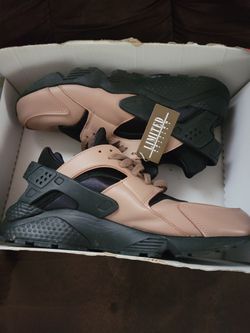Nike Hurrache Size 10