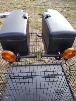 Saddle  Bag Defender Harley Fxd