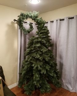 Nightmare Before Christmas Tree