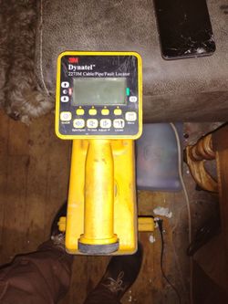 Cable/pipe locater