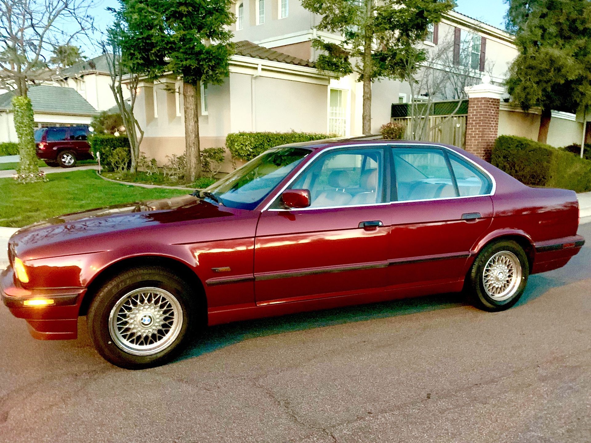 95 Bmw 525i E34! Immaculate clean, auto, clean title