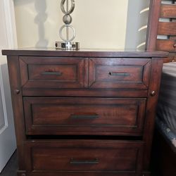 Queen Bed Frame And Night Stands 