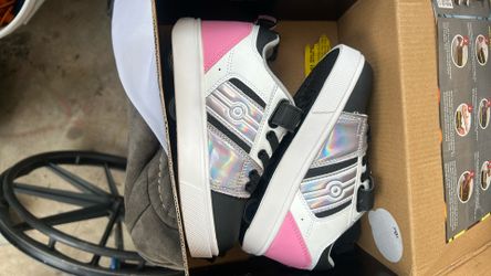 HEELYS
