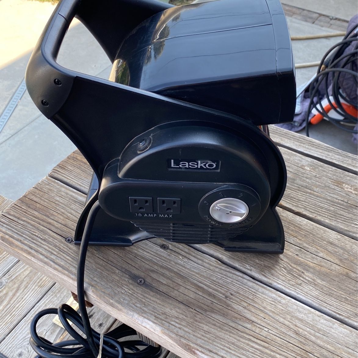Lasko 3 Speed Blower Fan for Sale in Stockton, CA - OfferUp