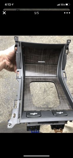 04-08 Acura TL center console