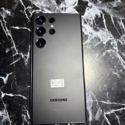 Samsung Galaxy S23 Ultra – 256GB – Verizon 