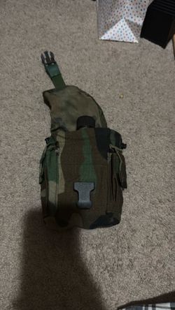 M81 woodland canteen pouch with canteen.