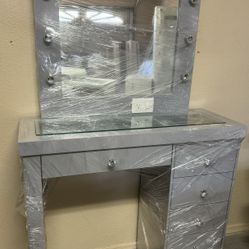 Vanity Set