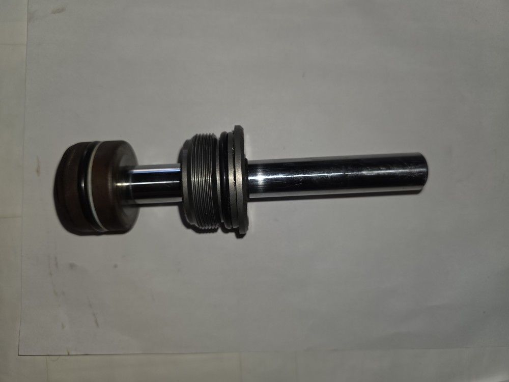 🚤 YAMAHA OEM Trim Piston Sub Assembly 69J-43820-00-00 (F250 F225 F200 3.3L)