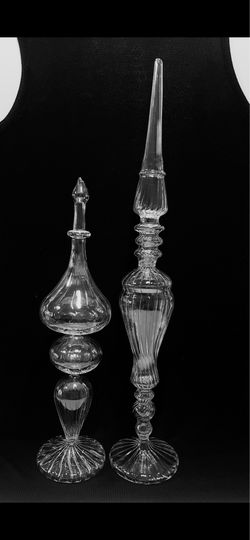 Vintage Venetian Hand Blown Glass Set of 2 Centerpiece Rare. Beautiful 2 Art Glass sculptures are in excellent condition, made from very thin glass. S