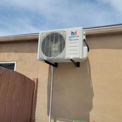 Mini Split Air Conditioner  And Heater 