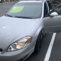 2009 Chevy Impala LTZ... 124k Miles