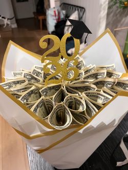 Graduation money bouquet