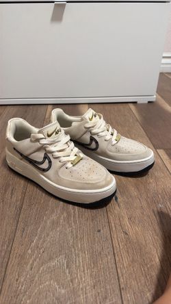 Nike AF-1 gently used