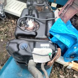 Cadillac Escalade Part Works Good Pulled Out Everything's There