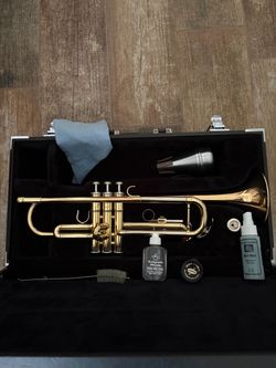 Yamaha Advantage TR1 Brass Trumpet with Case and Accessories