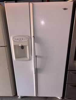 White Maytag Refrigerator And Freezer
