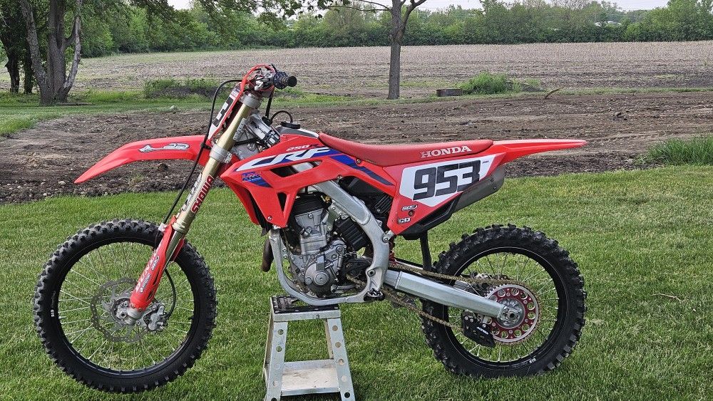 2023 Honda CRF250R.
$5500OBO