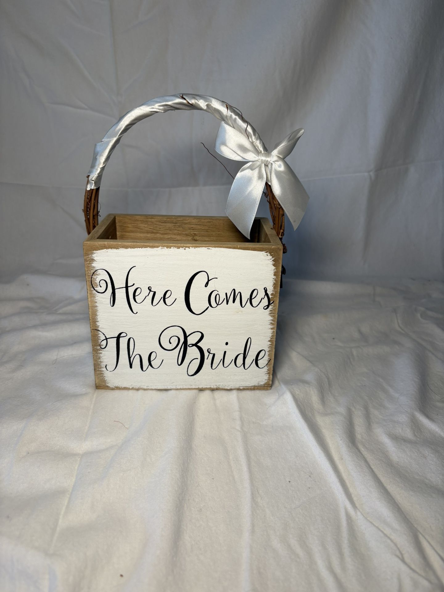 Flower girl basket